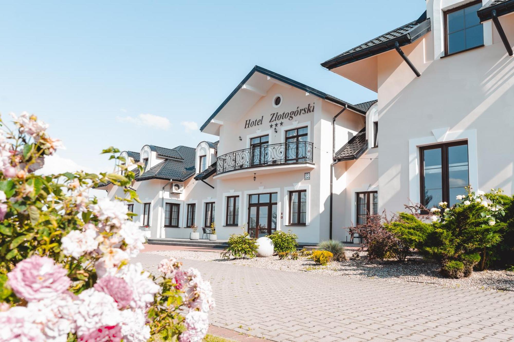 Hotel Zlotogorski Koscielec Exterior photo